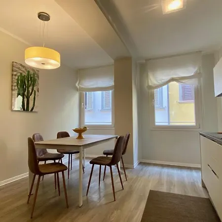 Corso Second Floor Apartmán *